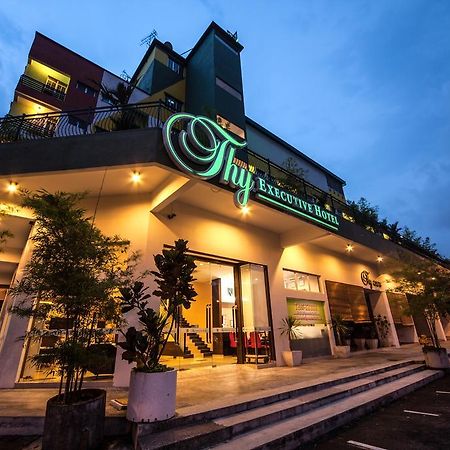 Thy Executive Hotel Johor Bahru Kültér fotó