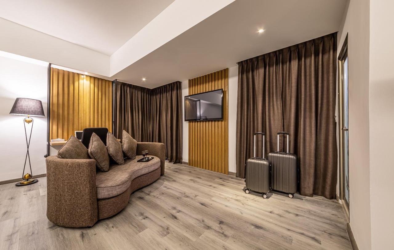 Thy Executive Hotel Johor Bahru Kültér fotó