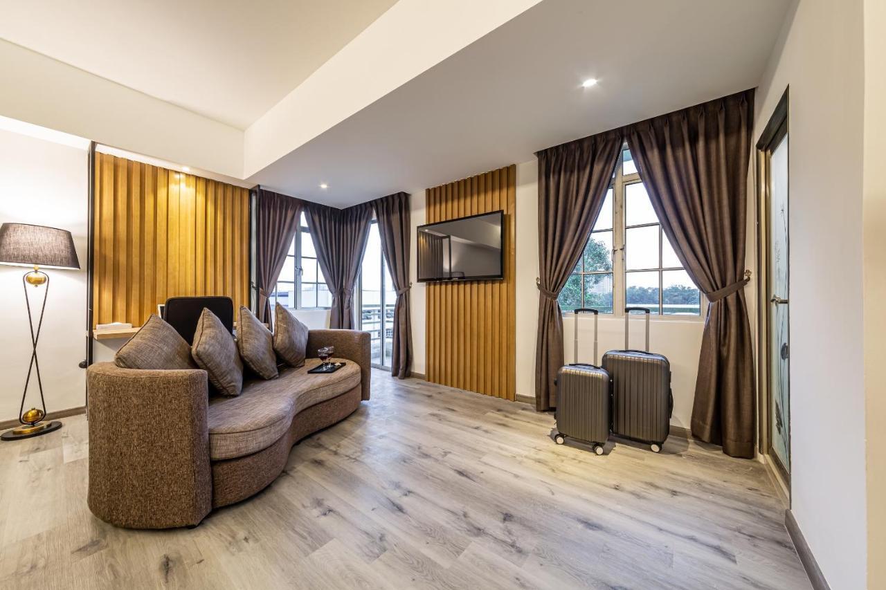 Thy Executive Hotel Johor Bahru Kültér fotó
